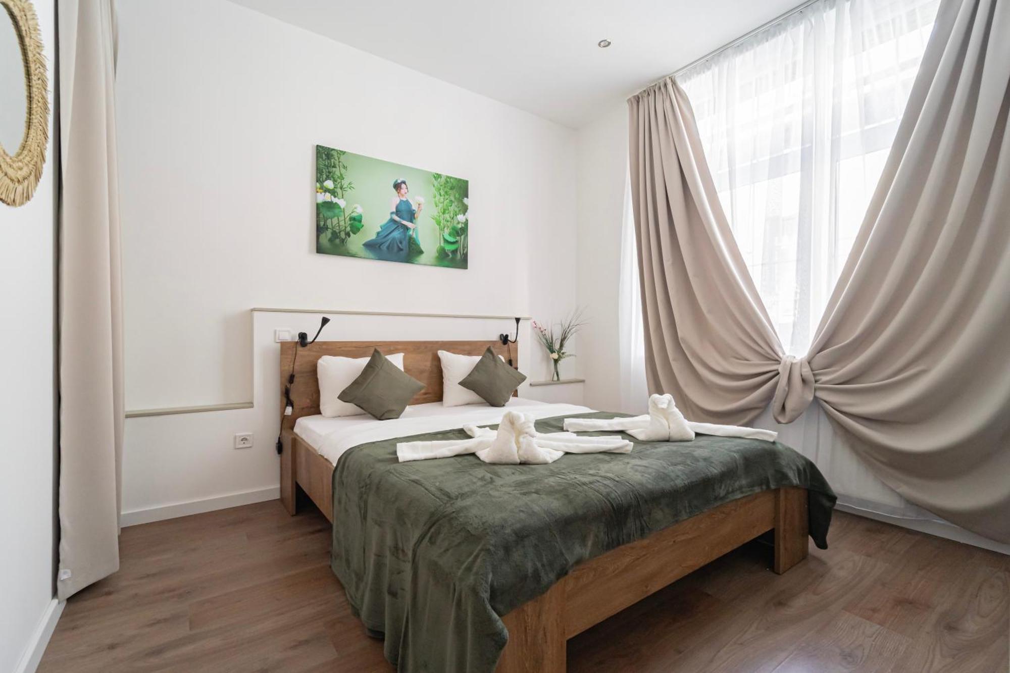 Premium With 4 Bedrooms 3 Bathrooms Budapesta